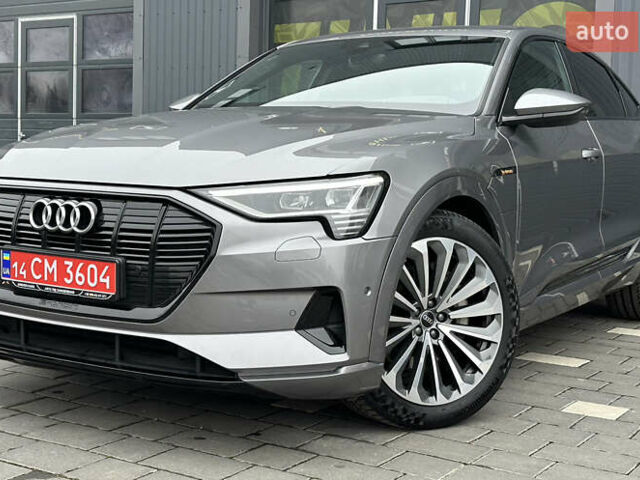 Серый Ауди E-Tron, объемом двигателя 0 л и пробегом 129 тыс. км за 33950 $, фото 6 на Automoto.ua