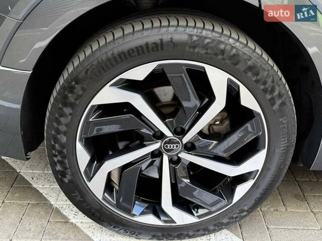Сірий Ауді E-Tron, об'ємом двигуна 0 л та пробігом 45 тис. км за 48137 $, фото 18 на Automoto.ua