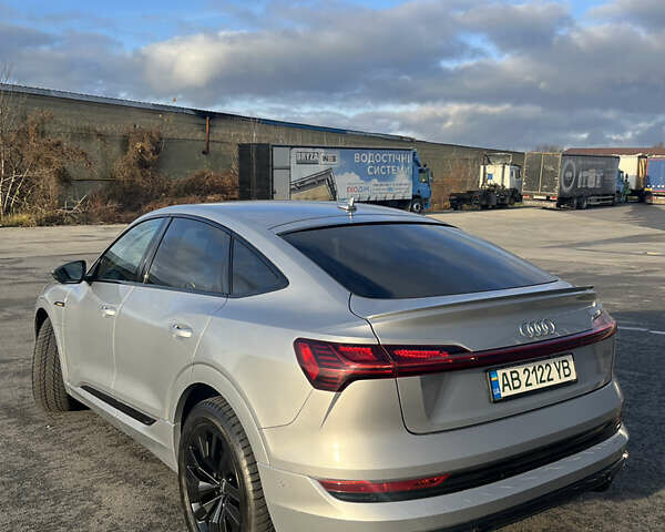 Серый Ауди E-Tron, объемом двигателя 0 л и пробегом 88 тыс. км за 36500 $, фото 10 на Automoto.ua