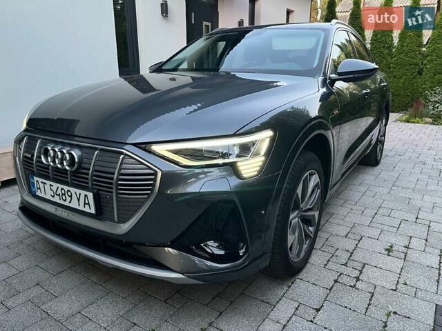 Серый Ауди E-Tron, объемом двигателя 0 л и пробегом 157 тыс. км за 34000 $, фото 1 на Automoto.ua