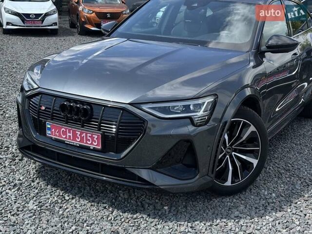 Серый Ауди E-Tron, объемом двигателя 0 л и пробегом 115 тыс. км за 37600 $, фото 3 на Automoto.ua