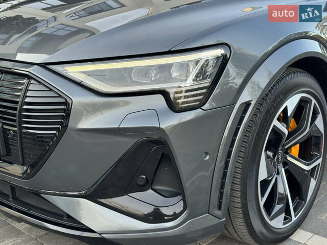 Серый Ауди E-Tron, объемом двигателя 0 л и пробегом 119 тыс. км за 41500 $, фото 15 на Automoto.ua