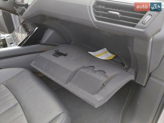 Серый Ауди E-Tron, объемом двигателя 0 л и пробегом 3 тыс. км за 47000 $, фото 13 на Automoto.ua