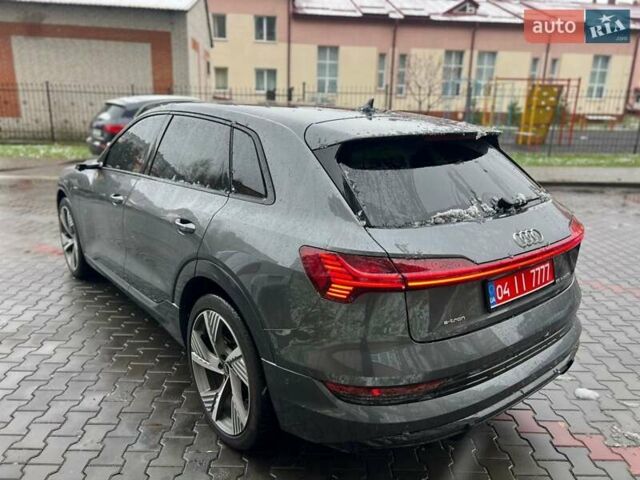 Серый Ауди E-Tron, объемом двигателя 0 л и пробегом 125 тыс. км за 34999 $, фото 11 на Automoto.ua