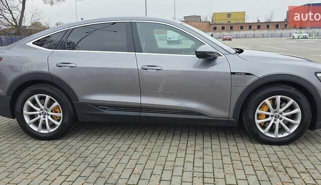 Сірий Ауді E-Tron, об'ємом двигуна 0 л та пробігом 140 тис. км за 28800 $, фото 35 на Automoto.ua