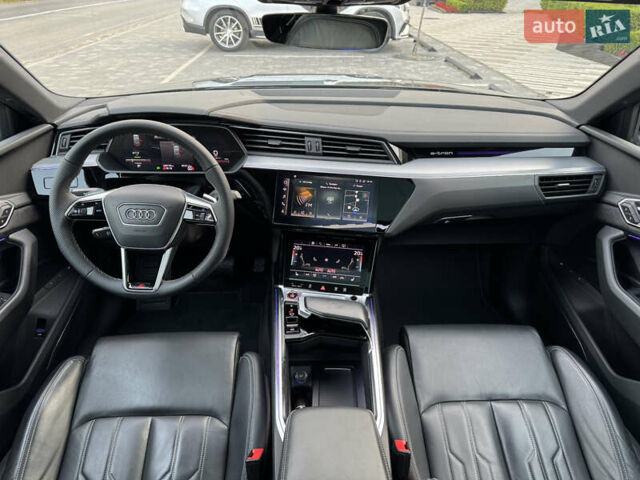 Серый Ауди E-Tron, объемом двигателя 0 л и пробегом 119 тыс. км за 40500 $, фото 67 на Automoto.ua