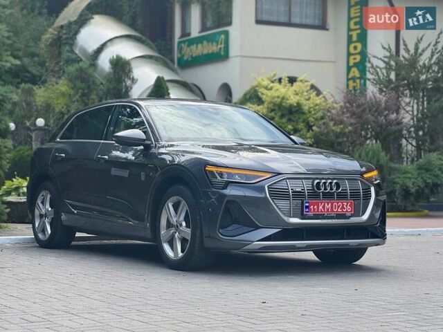 Сірий Ауді E-Tron, об'ємом двигуна 0 л та пробігом 148 тис. км за 27500 $, фото 7 на Automoto.ua