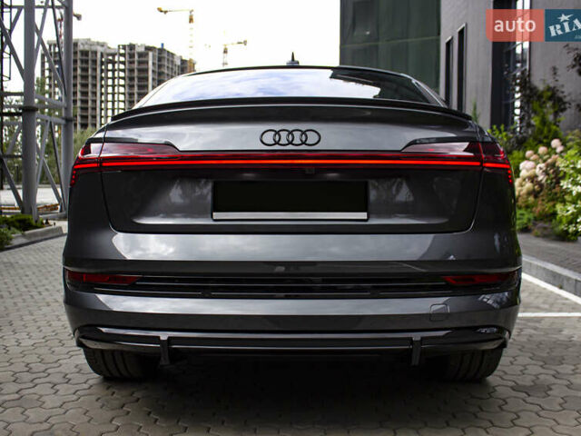 Сірий Ауді E-Tron, об'ємом двигуна 0 л та пробігом 69 тис. км за 39700 $, фото 6 на Automoto.ua