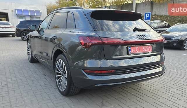 Сірий Ауді E-Tron, об'ємом двигуна 0 л та пробігом 110 тис. км за 29999 $, фото 18 на Automoto.ua