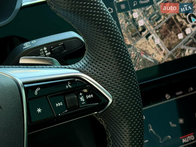 Сірий Ауді E-Tron, об'ємом двигуна 0 л та пробігом 47 тис. км за 45000 $, фото 51 на Automoto.ua