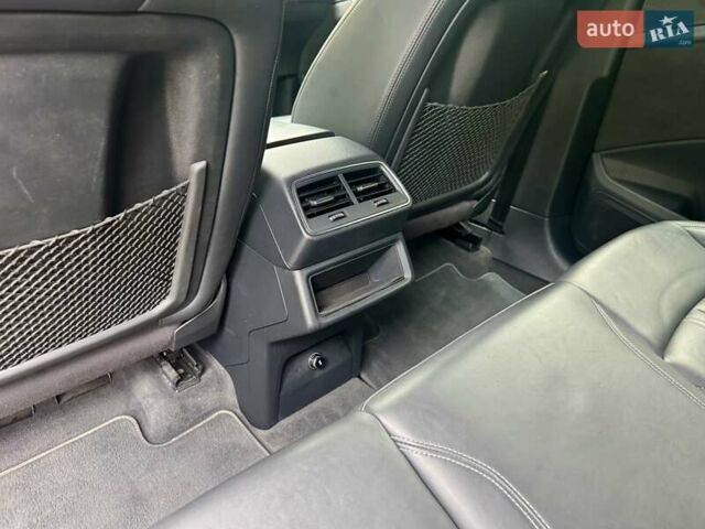 Сірий Ауді E-Tron, об'ємом двигуна 0 л та пробігом 148 тис. км за 27500 $, фото 165 на Automoto.ua