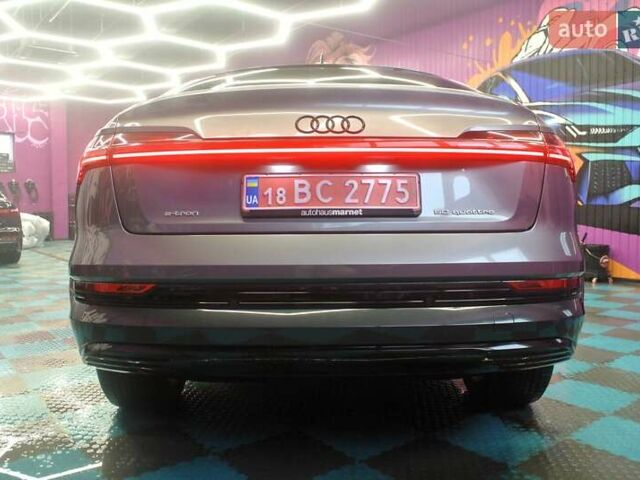 Серый Ауди E-Tron, объемом двигателя 0 л и пробегом 60 тыс. км за 29990 $, фото 16 на Automoto.ua