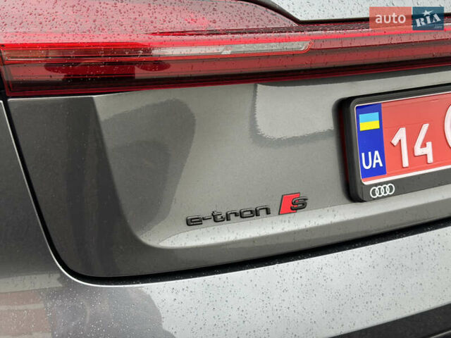 Сірий Ауді E-Tron, об'ємом двигуна 0 л та пробігом 106 тис. км за 39900 $, фото 35 на Automoto.ua