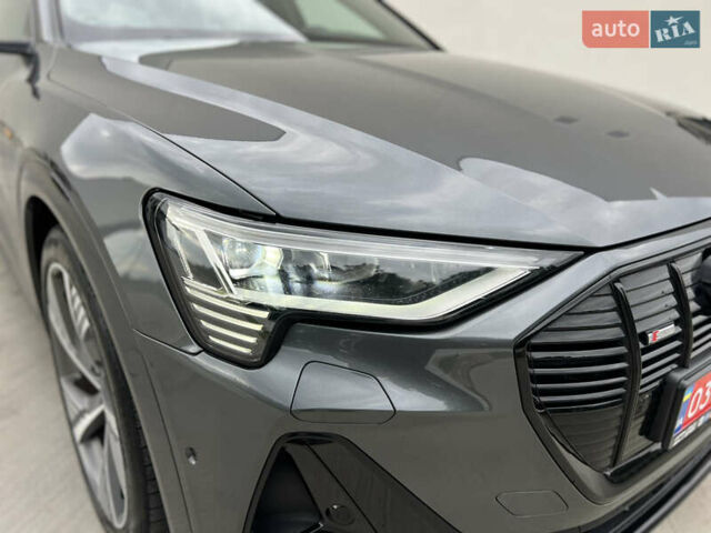 Ауді E-Tron 2021 у Луцьку на Automoto.ua Сірий Ауді E-Tron, об'ємом двигуна 0 л та пробігом 125 тис. км за 34999 $, фото 24 на Automoto.ua