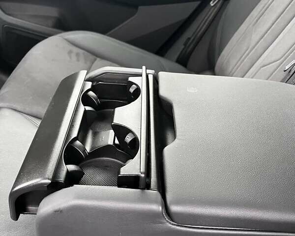 Серый Ауди E-Tron, объемом двигателя 0 л и пробегом 165 тыс. км за 33000 $, фото 34 на Automoto.ua