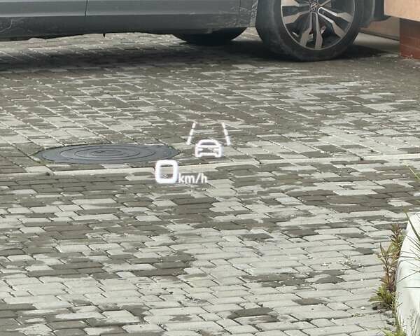 Серый Ауди E-Tron, объемом двигателя 0 л и пробегом 47 тыс. км за 40500 $, фото 18 на Automoto.ua