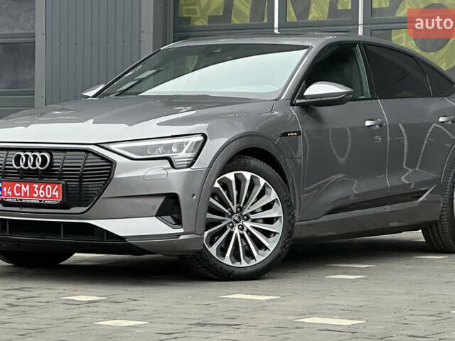 Серый Ауди E-Tron, объемом двигателя 0 л и пробегом 129 тыс. км за 33950 $, фото 4 на Automoto.ua