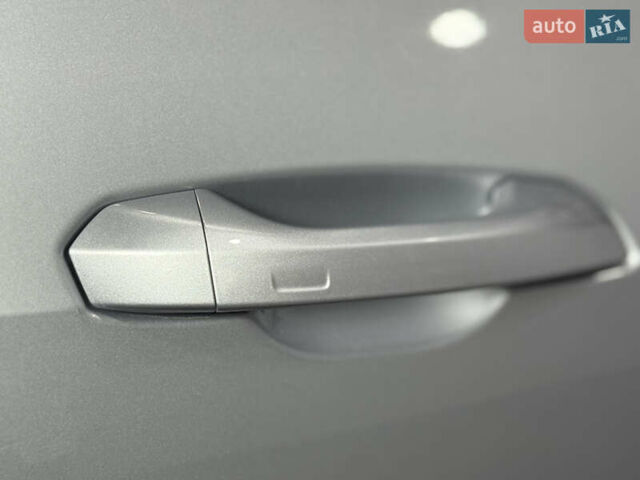 Серый Ауди E-Tron, объемом двигателя 0 л и пробегом 44 тыс. км за 33000 $, фото 11 на Automoto.ua