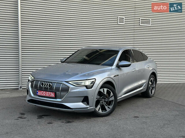 Сірий Ауді E-Tron, об'ємом двигуна 0 л та пробігом 45 тис. км за 33999 $, фото 1 на Automoto.ua