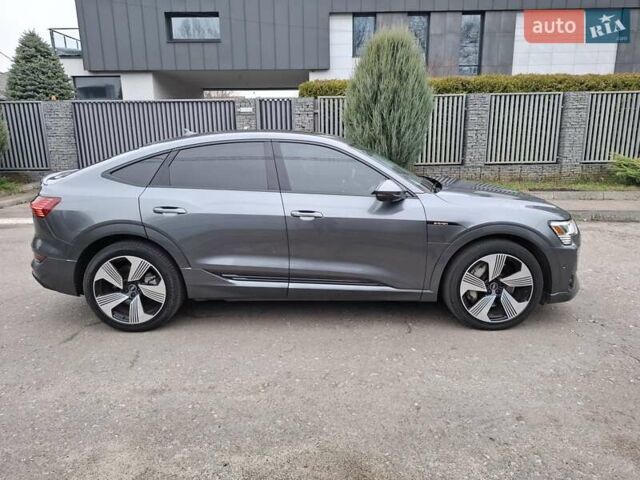 Сірий Ауді E-Tron, об'ємом двигуна 0 л та пробігом 43 тис. км за 41999 $, фото 3 на Automoto.ua