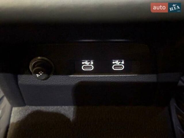 Сірий Ауді E-Tron, об'ємом двигуна 0 л та пробігом 152 тис. км за 24700 $, фото 13 на Automoto.ua