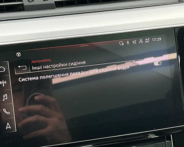 Ауді E-Tron 2021 у Луцьку на Automoto.ua Сірий Ауді E-Tron, об'ємом двигуна 0 л та пробігом 125 тис. км за 34999 $, фото 63 на Automoto.ua