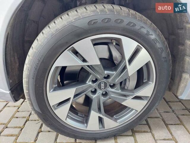 Серый Ауди E-Tron, объемом двигателя 0 л и пробегом 3 тыс. км за 47000 $, фото 24 на Automoto.ua