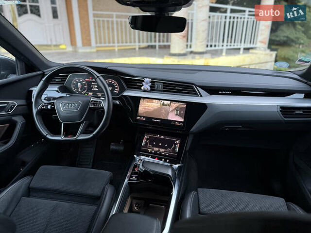 Серый Ауди E-Tron, объемом двигателя 0 л и пробегом 28 тыс. км за 34900 $, фото 38 на Automoto.ua
