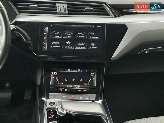 Серый Ауди E-Tron, объемом двигателя 0 л и пробегом 123 тыс. км за 26999 $, фото 24 на Automoto.ua