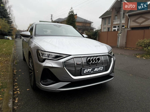 Сірий Ауді E-Tron, об'ємом двигуна 0 л та пробігом 39 тис. км за 39800 $, фото 8 на Automoto.ua