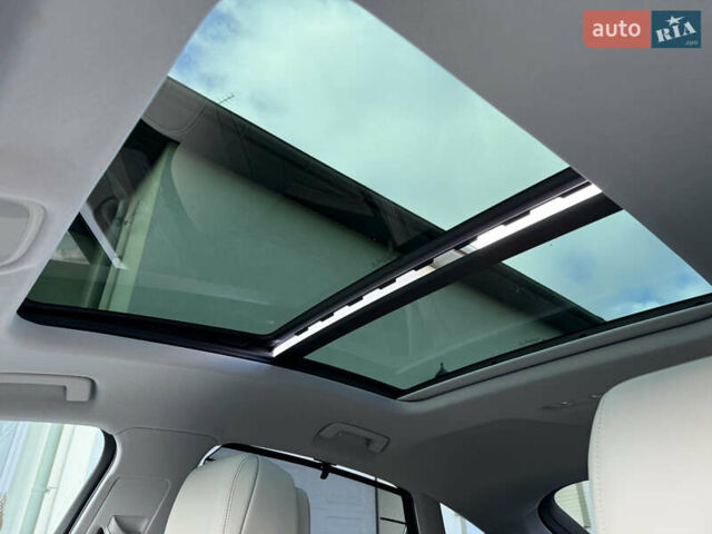 Серый Ауди E-Tron, объемом двигателя 0 л и пробегом 130 тыс. км за 37000 $, фото 123 на Automoto.ua