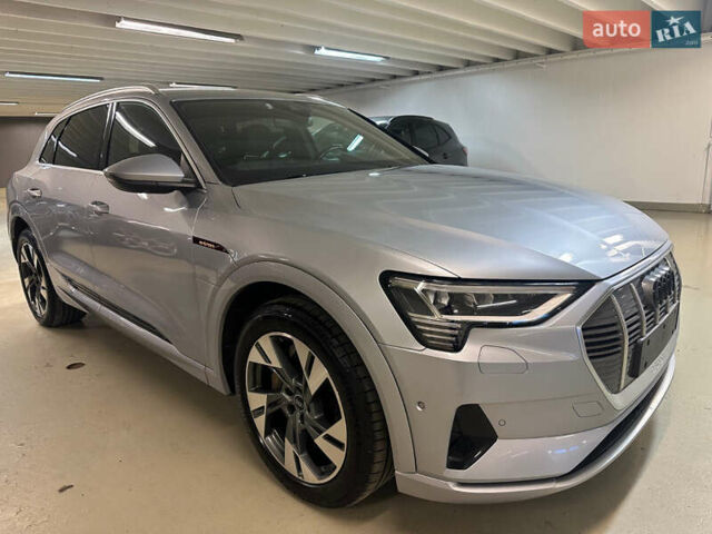 Сірий Ауді E-Tron, об'ємом двигуна 0 л та пробігом 152 тис. км за 24700 $, фото 1 на Automoto.ua