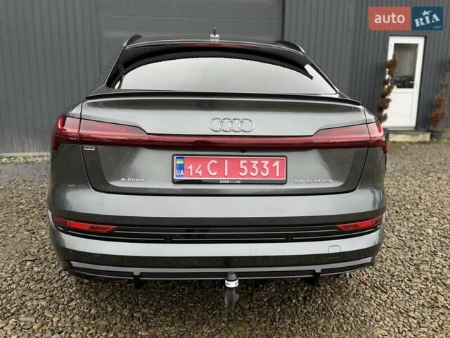Серый Ауди E-Tron, объемом двигателя 0 л и пробегом 149 тыс. км за 29300 $, фото 30 на Automoto.ua