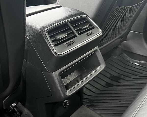 Серый Ауди E-Tron, объемом двигателя 0 л и пробегом 165 тыс. км за 33000 $, фото 35 на Automoto.ua