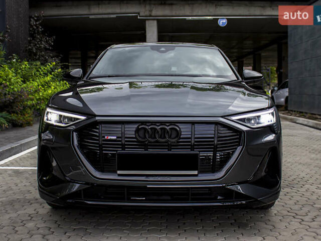 Сірий Ауді E-Tron, об'ємом двигуна 0 л та пробігом 69 тис. км за 39700 $, фото 3 на Automoto.ua