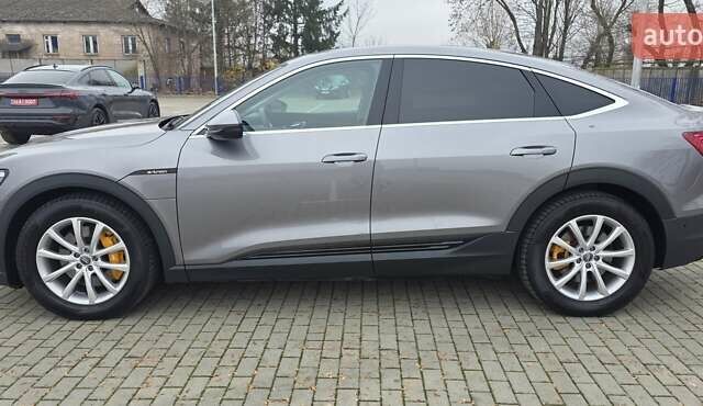 Сірий Ауді E-Tron, об'ємом двигуна 0 л та пробігом 140 тис. км за 28800 $, фото 56 на Automoto.ua