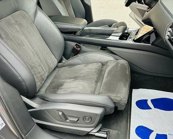 Ауди E-Tron 2021 в Тернополе на Automoto.ua Серый Ауди E-Tron, объемом двигателя 0 л и пробегом 85 тыс. км за 27999 $, фото 50 на Automoto.ua