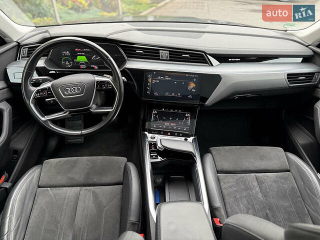 Серый Ауди E-Tron, объемом двигателя 0 л и пробегом 158 тыс. км за 27900 $, фото 34 на Automoto.ua