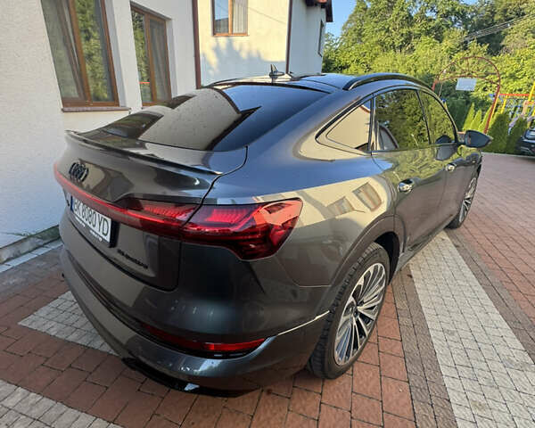 Серый Ауди E-Tron, объемом двигателя 0 л и пробегом 29 тыс. км за 45500 $, фото 11 на Automoto.ua