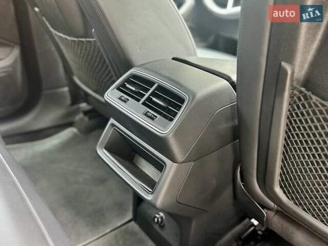 Сірий Ауді E-Tron, об'ємом двигуна 0 л та пробігом 148 тис. км за 27500 $, фото 152 на Automoto.ua