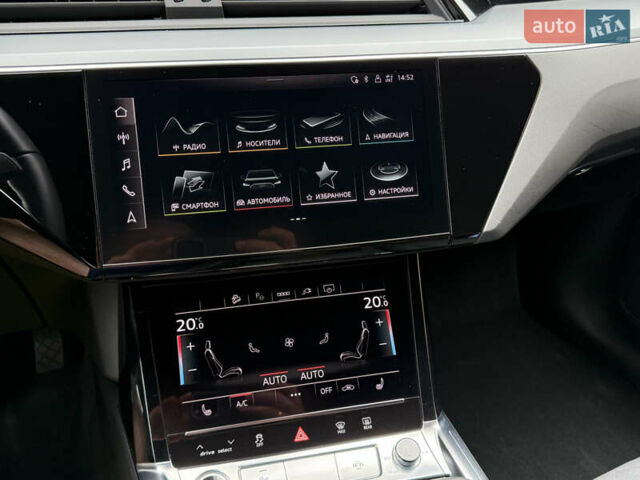 Серый Ауди E-Tron, объемом двигателя 0 л и пробегом 33 тыс. км за 39500 $, фото 25 на Automoto.ua