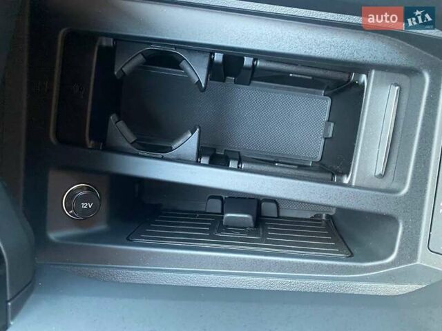 Сірий Ауді E-Tron, об'ємом двигуна 0 л та пробігом 53 тис. км за 29900 $, фото 19 на Automoto.ua