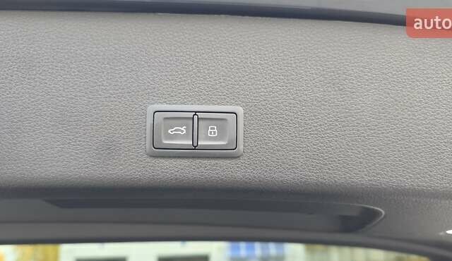 Сірий Ауді E-Tron, об'ємом двигуна 0 л та пробігом 110 тис. км за 29999 $, фото 56 на Automoto.ua