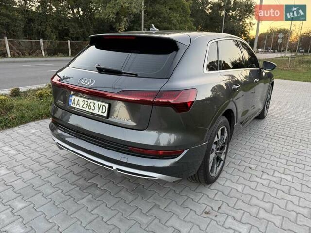 Серый Ауди E-Tron, объемом двигателя 0 л и пробегом 44 тыс. км за 33900 $, фото 30 на Automoto.ua