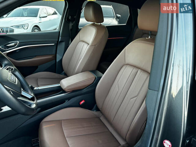 Серый Ауди E-Tron, объемом двигателя 0 л и пробегом 70 тыс. км за 42850 $, фото 38 на Automoto.ua