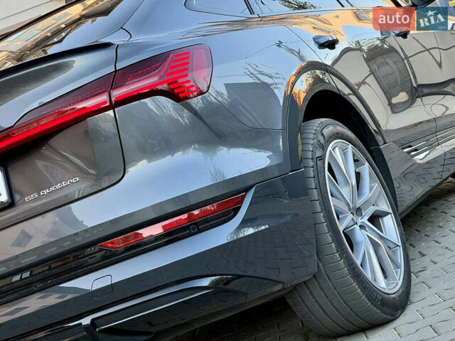 Сірий Ауді E-Tron, об'ємом двигуна 0 л та пробігом 47 тис. км за 45000 $, фото 22 на Automoto.ua