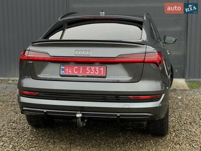 Серый Ауди E-Tron, объемом двигателя 0 л и пробегом 149 тыс. км за 29300 $, фото 39 на Automoto.ua