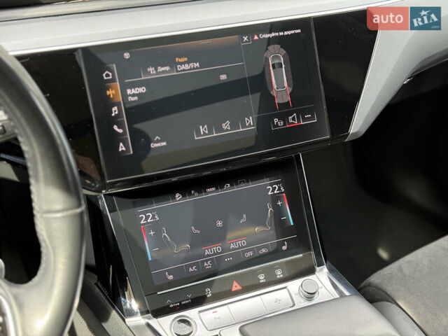 Серый Ауди E-Tron, объемом двигателя 0 л и пробегом 158 тыс. км за 27900 $, фото 44 на Automoto.ua