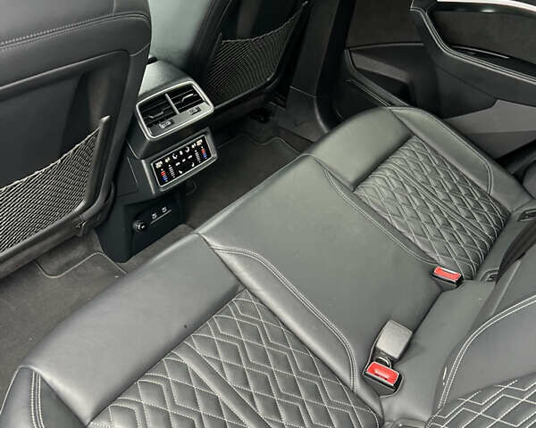 Сірий Ауді E-Tron, об'ємом двигуна 0 л та пробігом 90 тис. км за 36200 $, фото 19 на Automoto.ua