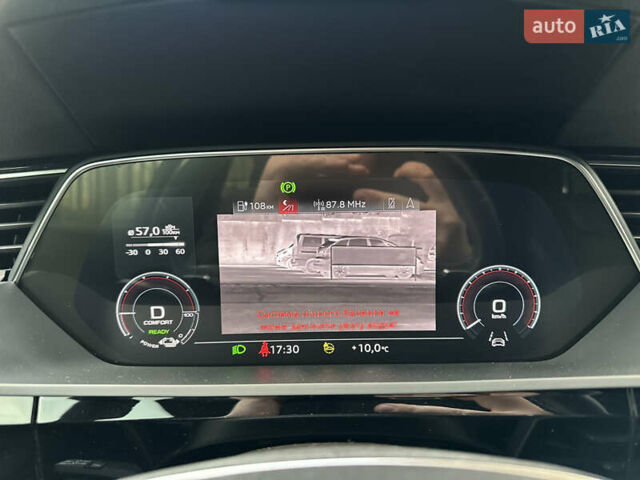 Сірий Ауді E-Tron, об'ємом двигуна 0 л та пробігом 45 тис. км за 33999 $, фото 70 на Automoto.ua